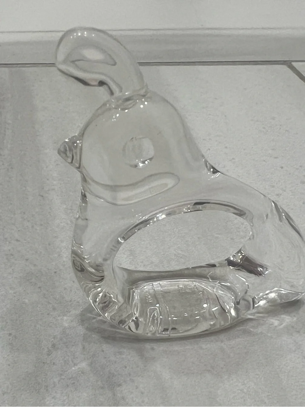 Partridge Quail Napkin Rings By Bijan in Clear Lucite Set of 8 Vintage 70s